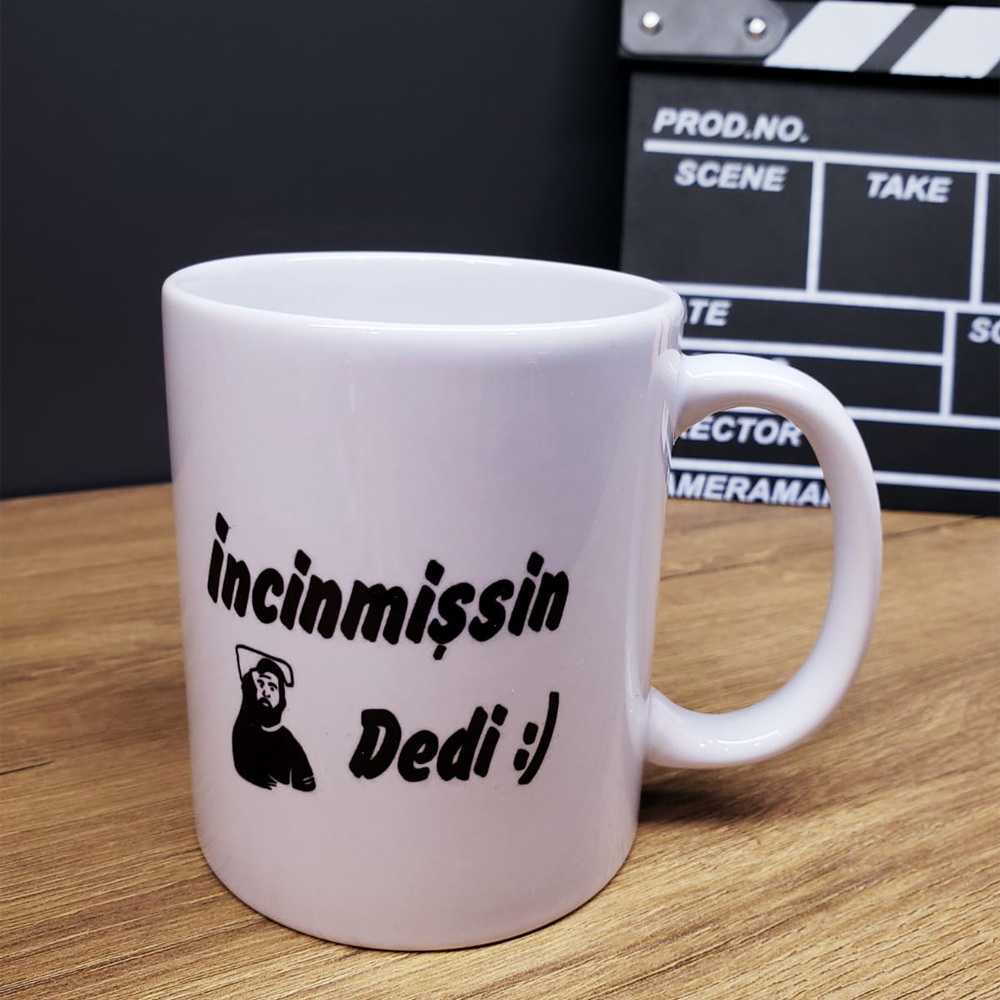 İncinmişsin%20Dedi%20Tasarımlı%20Kupa%20Bardak