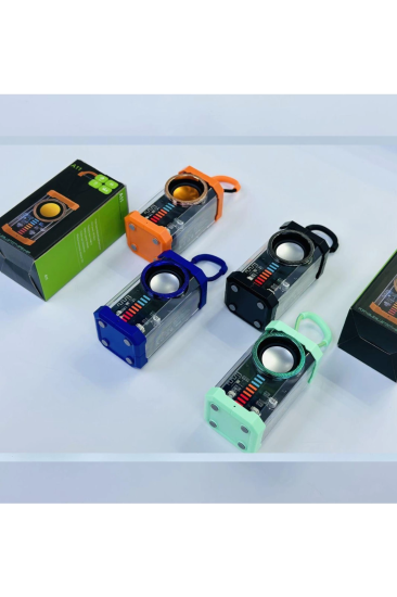 Şeffaf Mecha Müzik Tws Stereo Rgb Ritim İşıklı Hoparlör Kablosuz Bluetooth 5.0 Taşınabilir Hoparlör A11